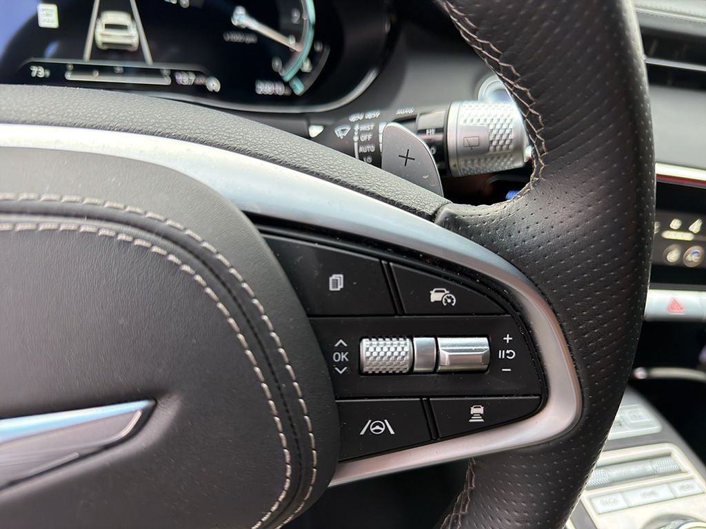 2023 Genesis GV70 2.5T