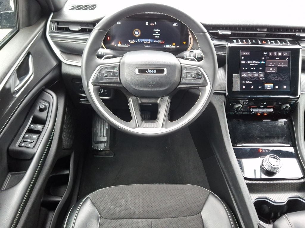 2024 Jeep Grand Cherokee L Laredo / Altitude