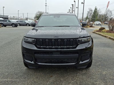 2024 Jeep Grand Cherokee L Laredo / Altitude