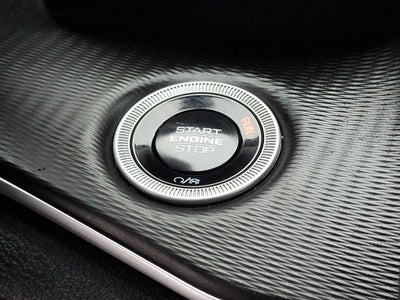 2024 Jeep Grand Cherokee L Laredo / Altitude