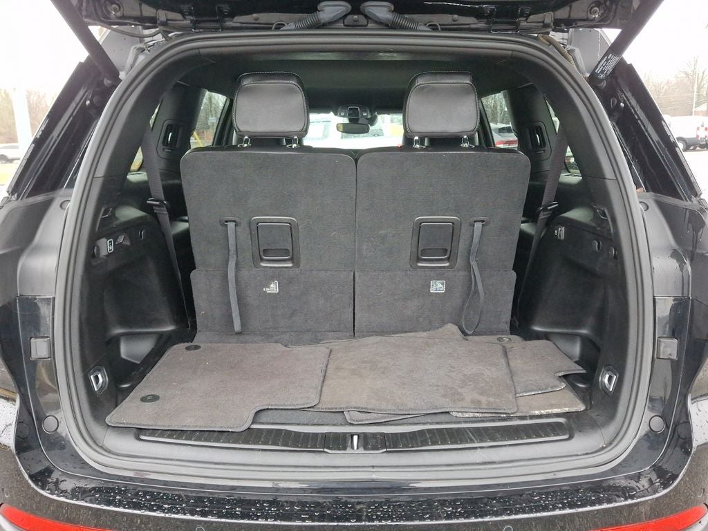 2024 Jeep Grand Cherokee L Laredo / Altitude