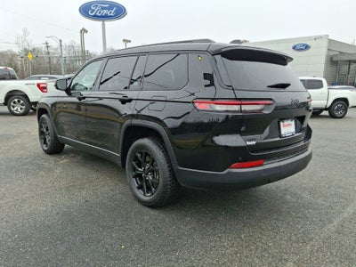 2024 Jeep Grand Cherokee L Laredo / Altitude