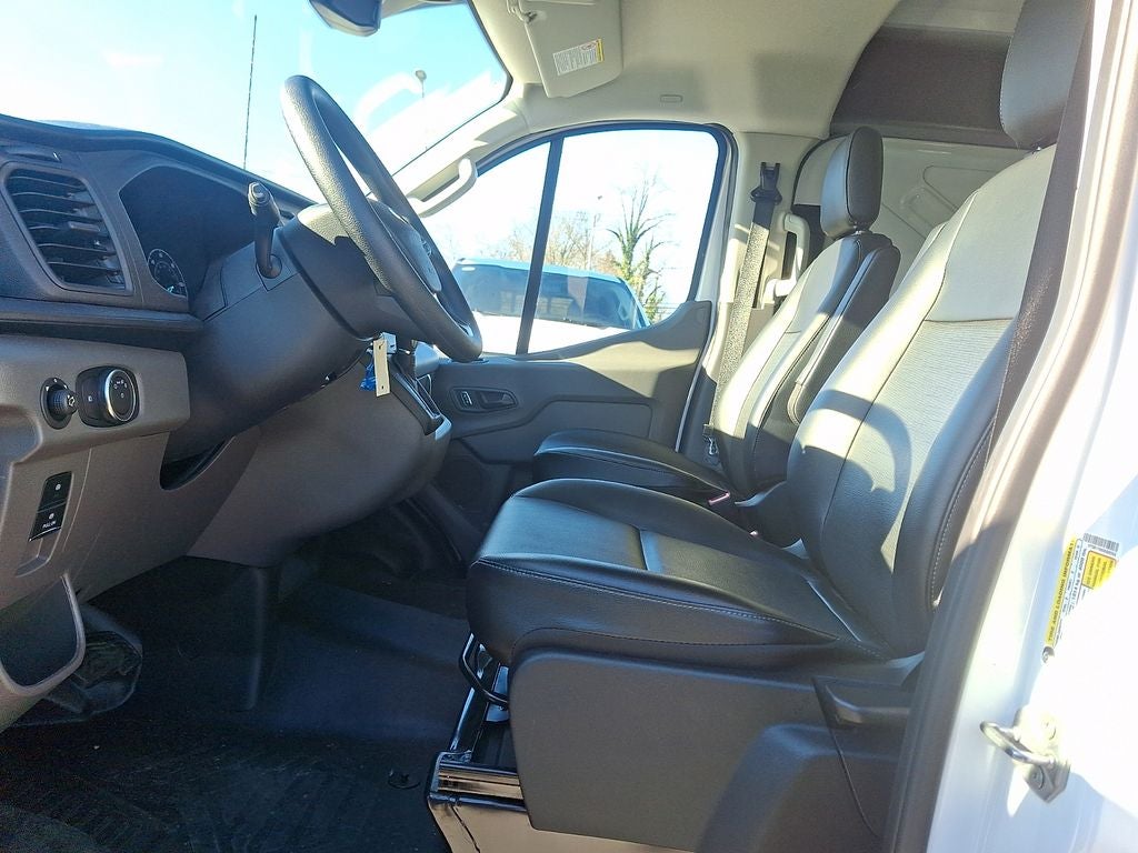 2025 Ford Transit Van Base