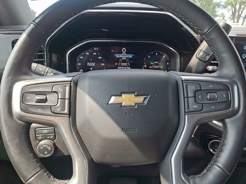 2025 Chevrolet Silverado LT