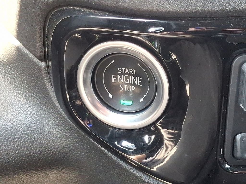 2025 Chevrolet Silverado LT