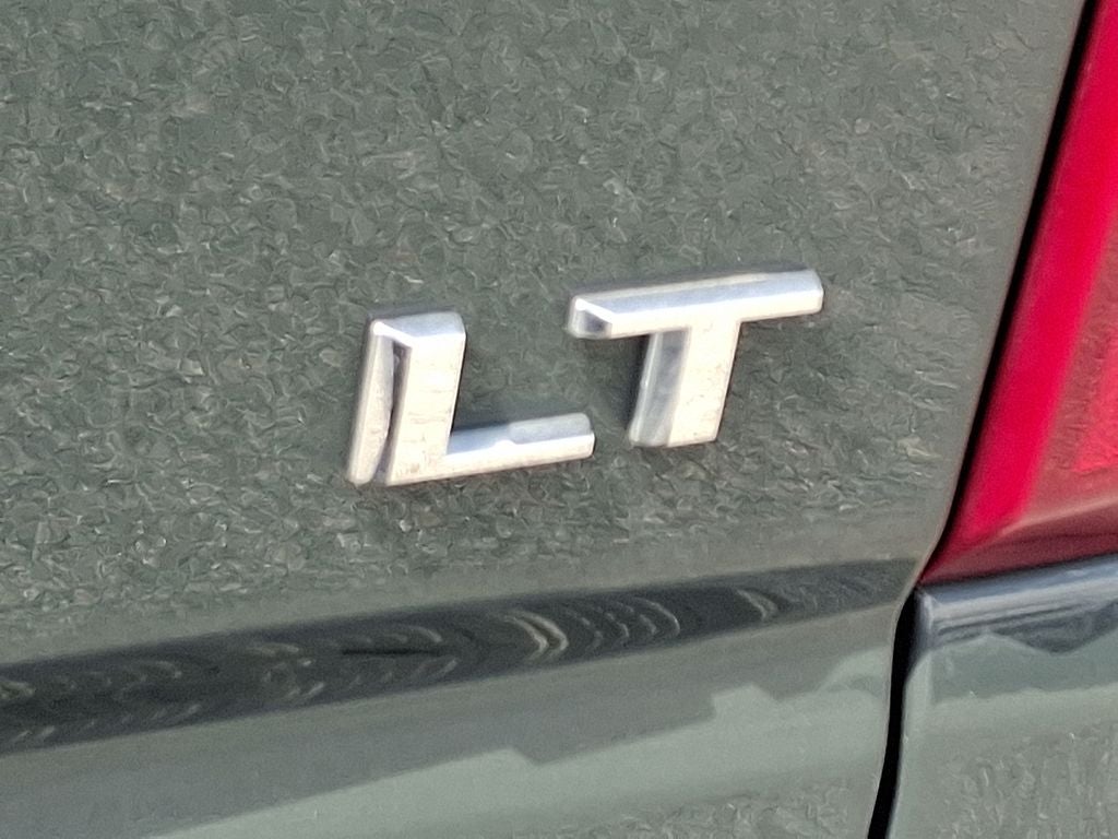 2025 Chevrolet Silverado LT