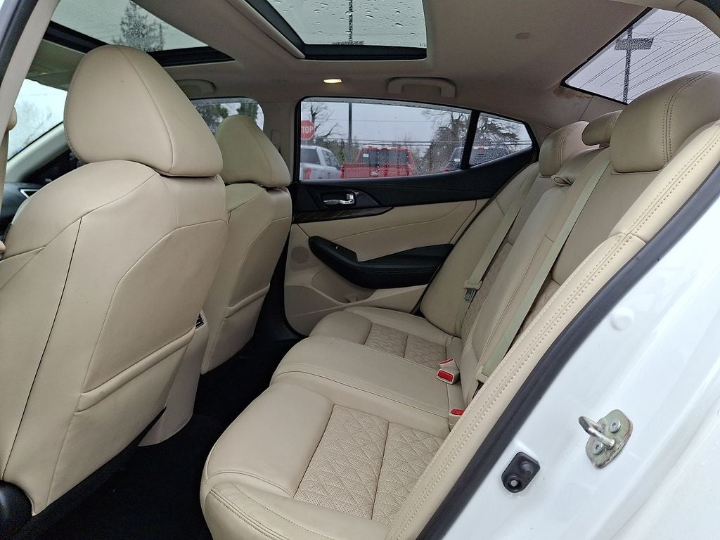 2017 Nissan Maxima Platinum