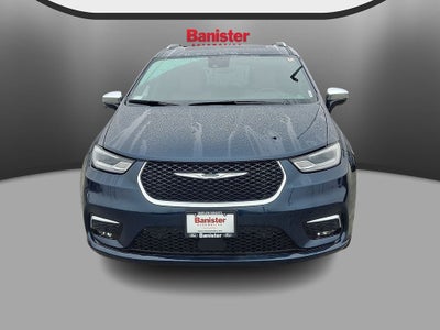 2023 Chrysler Pacifica Hybrid Pinnacle