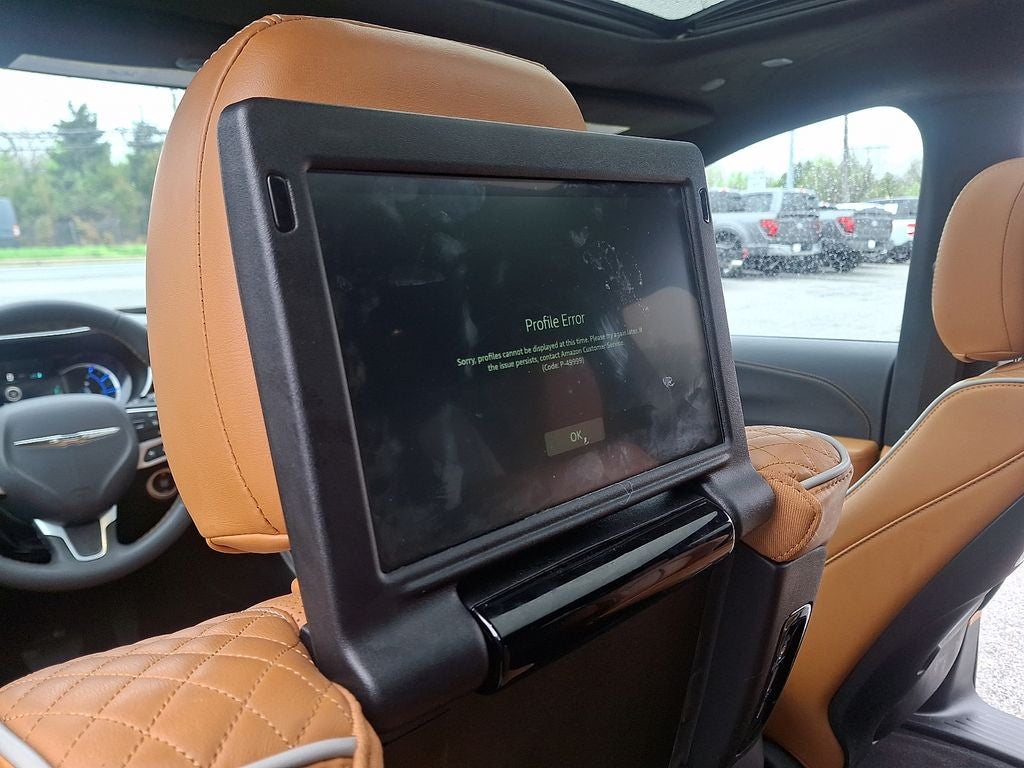 2023 Chrysler Pacifica Hybrid Pinnacle