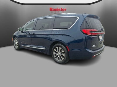 2023 Chrysler Pacifica Hybrid Pinnacle