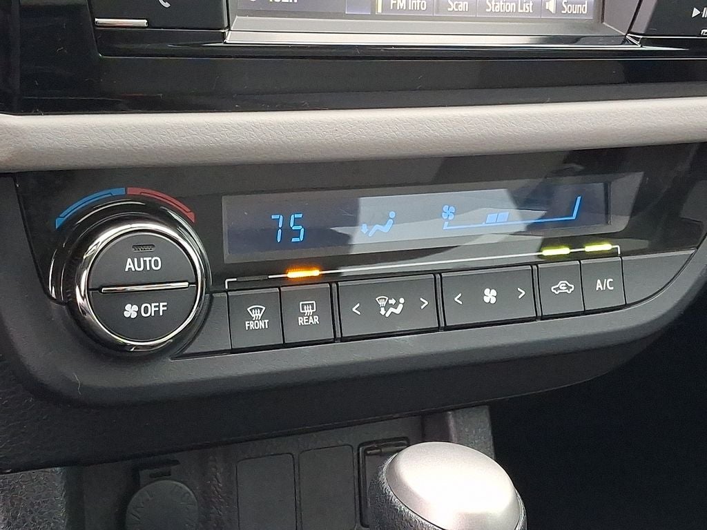 2016 Toyota Corolla LE Plus