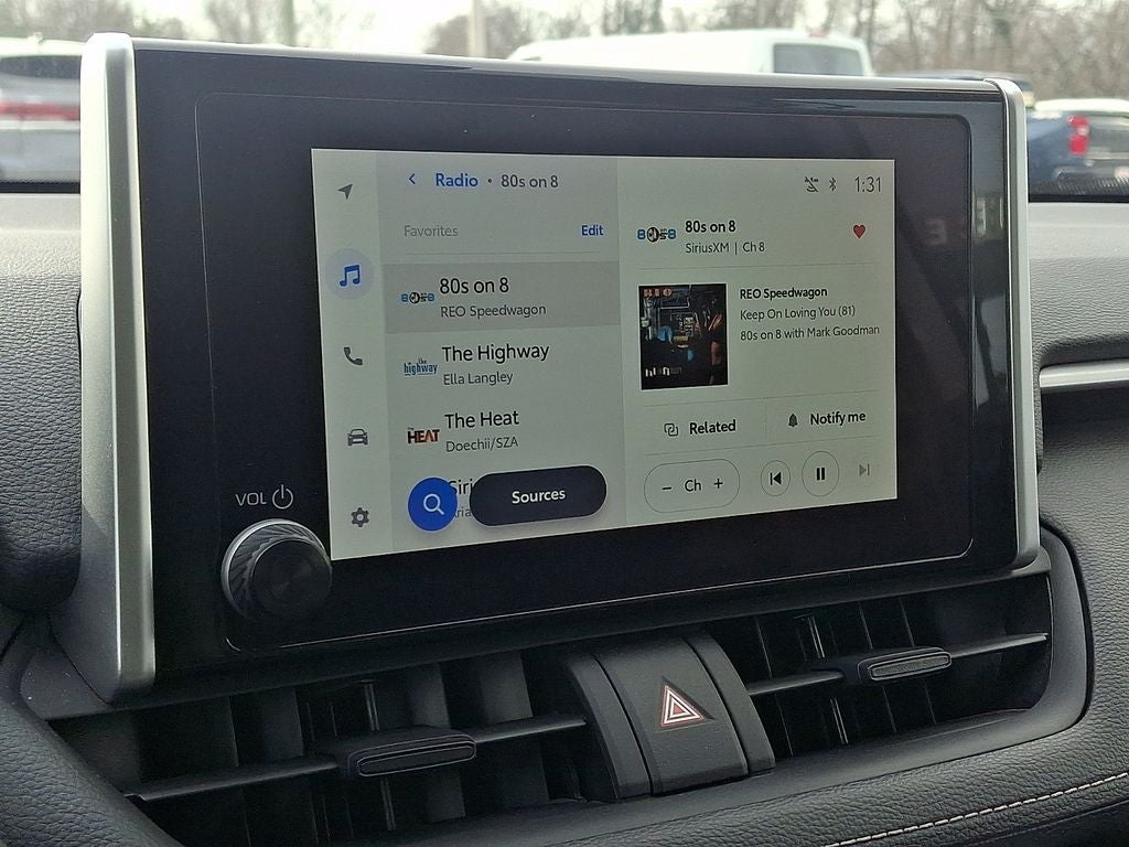 2024 Toyota RAV4 XLE