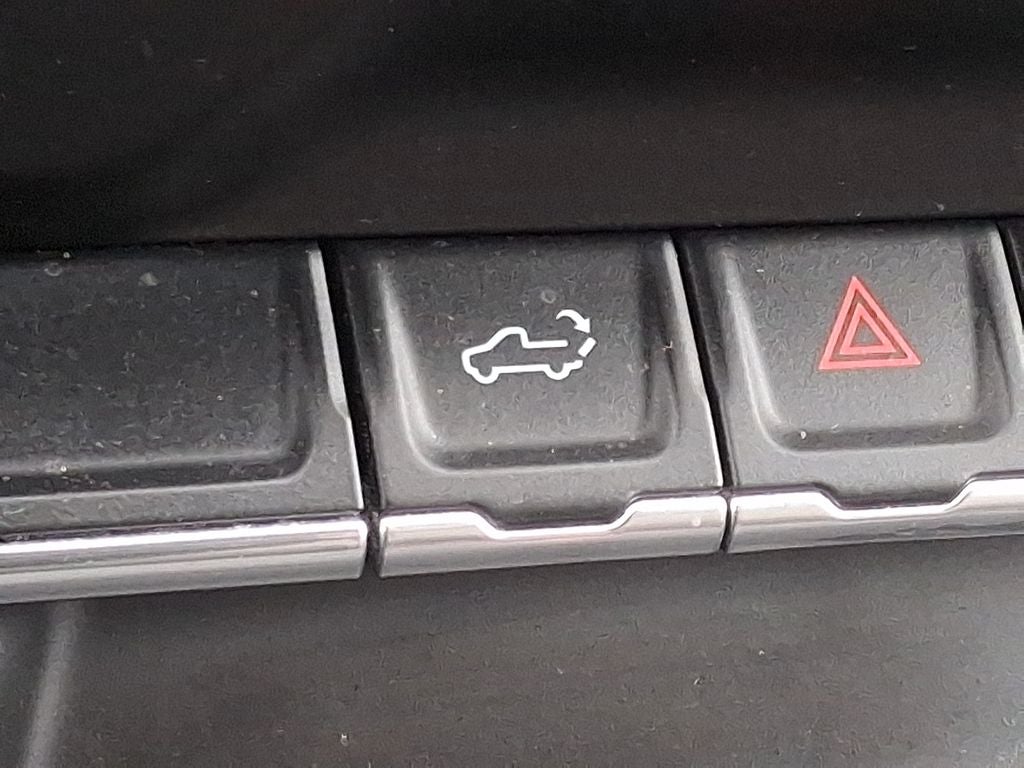 2020 Chevrolet Silverado Custom