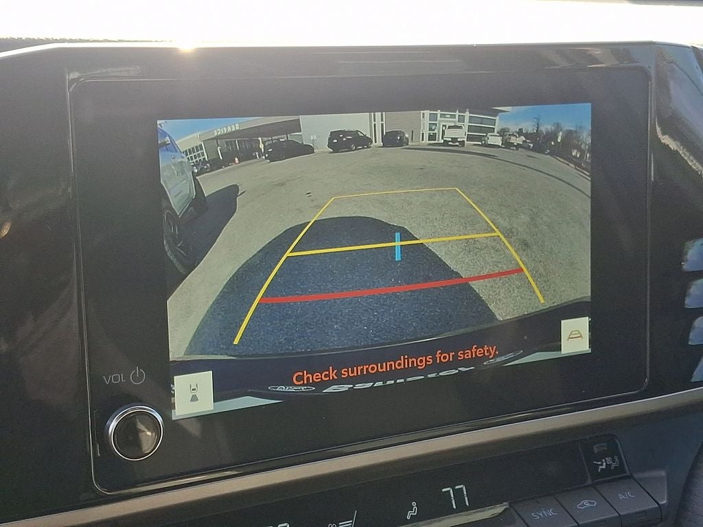 2025 Toyota Camry Hybrid SE