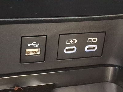 2025 Toyota Camry Hybrid SE