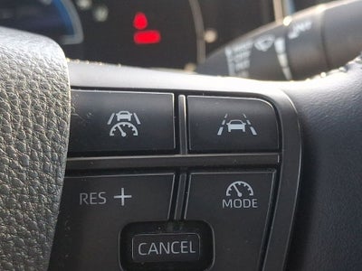 2025 Toyota Camry Hybrid SE