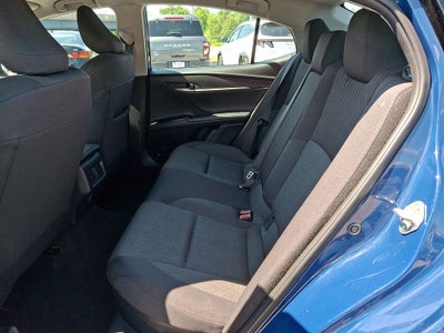 2025 Toyota Camry Hybrid LE