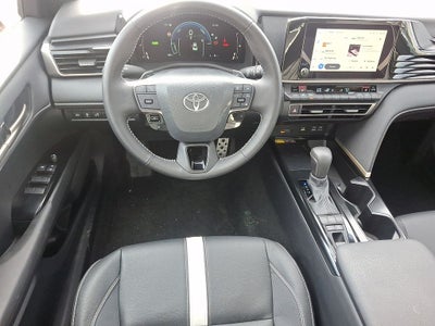 2025 Toyota Camry Hybrid SE