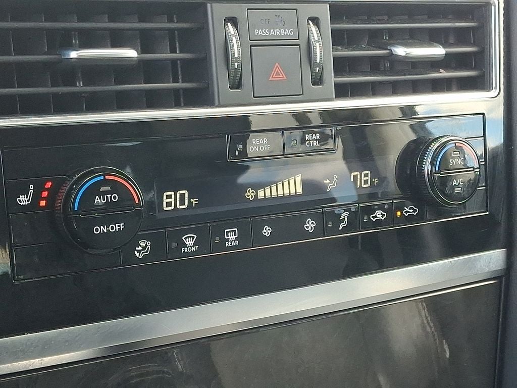 2024 INFINITI QX80 LUX