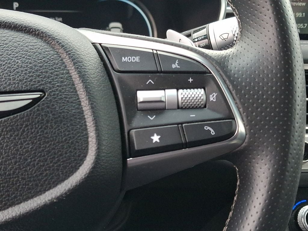 2025 Genesis G70 2.5T