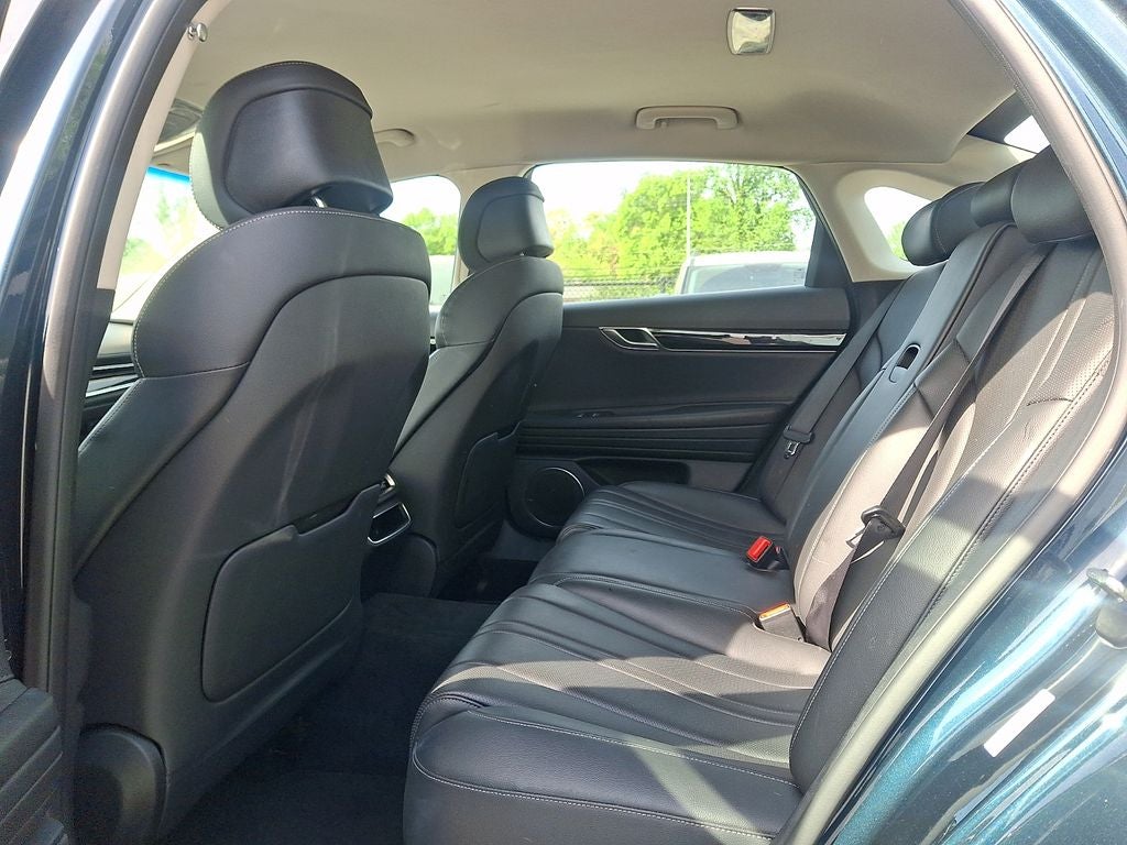 2023 Genesis G80 2.5T