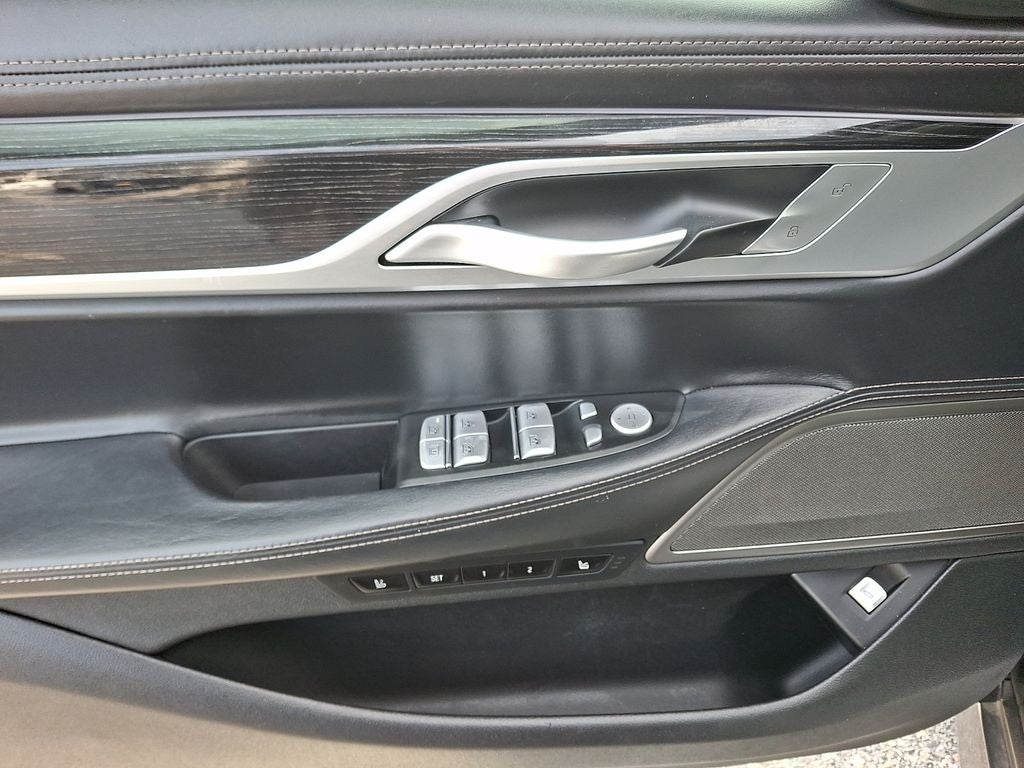 2019 BMW 7 series 750i