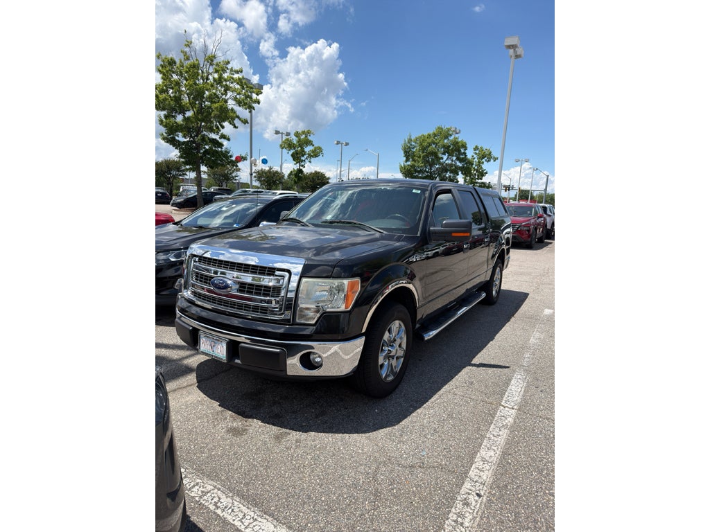 2014 Ford F-150 XLT SuperCrew 145-in's photo