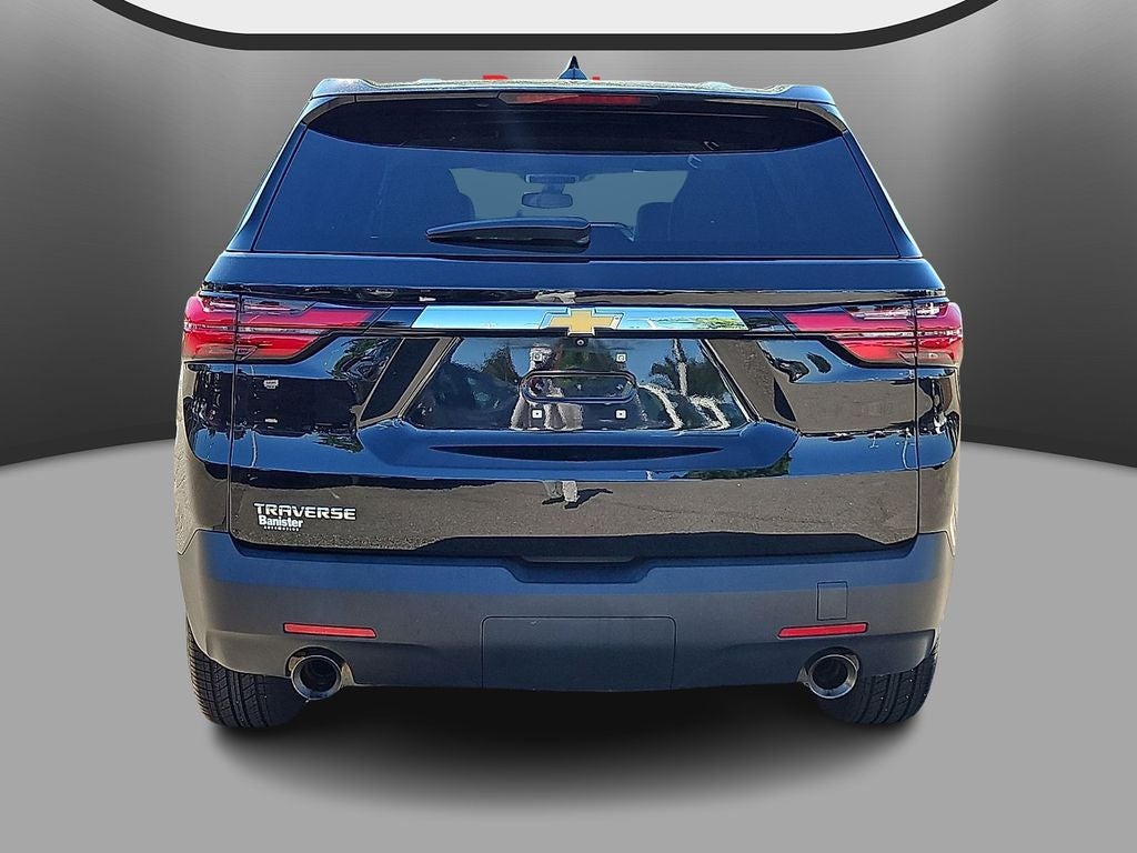 2022 Chevrolet Traverse LS