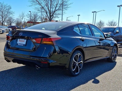 2025 Nissan Altima SR