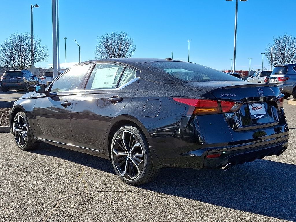 2025 Nissan Altima SR