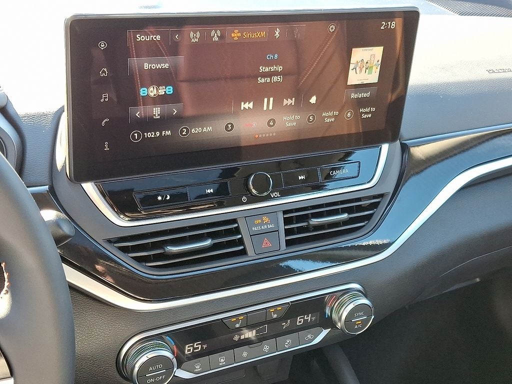 2025 Nissan Altima SR