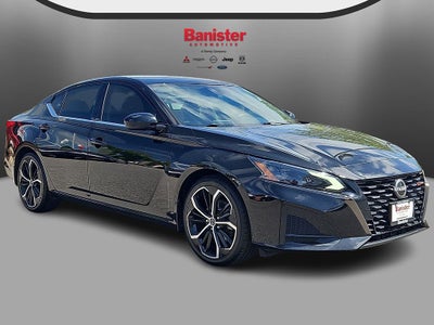 2023 Nissan Altima 2.5 SR