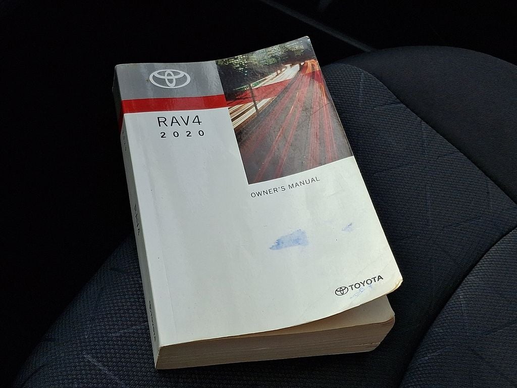 2020 Toyota RAV4 XLE