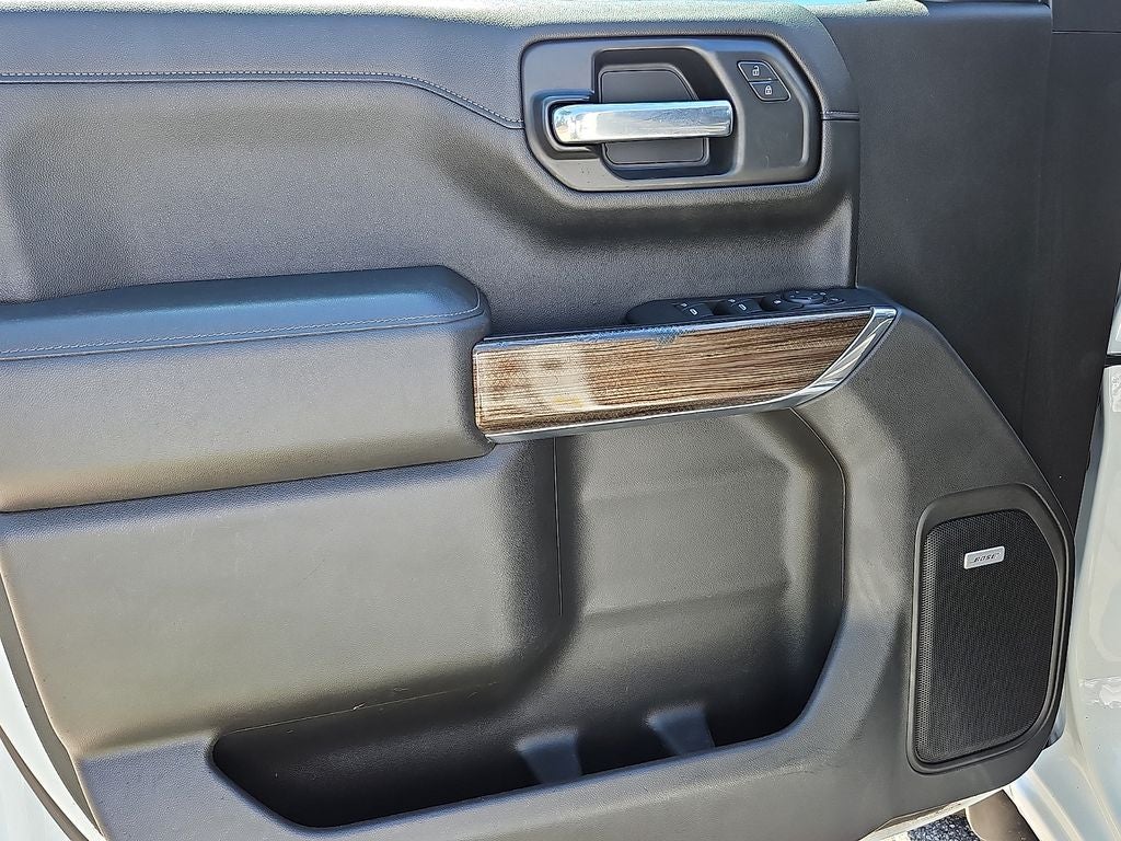 2021 Chevrolet Silverado RST