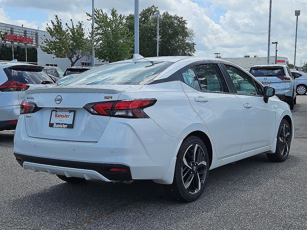2025 Nissan Versa SR