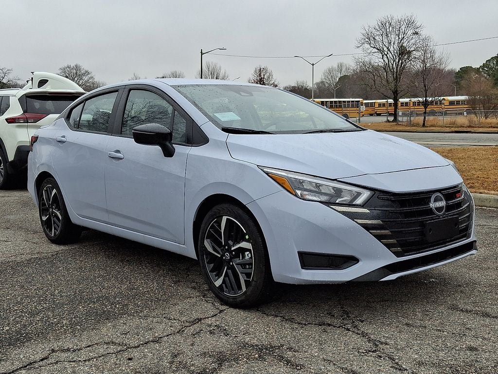 2025 Nissan Versa SR
