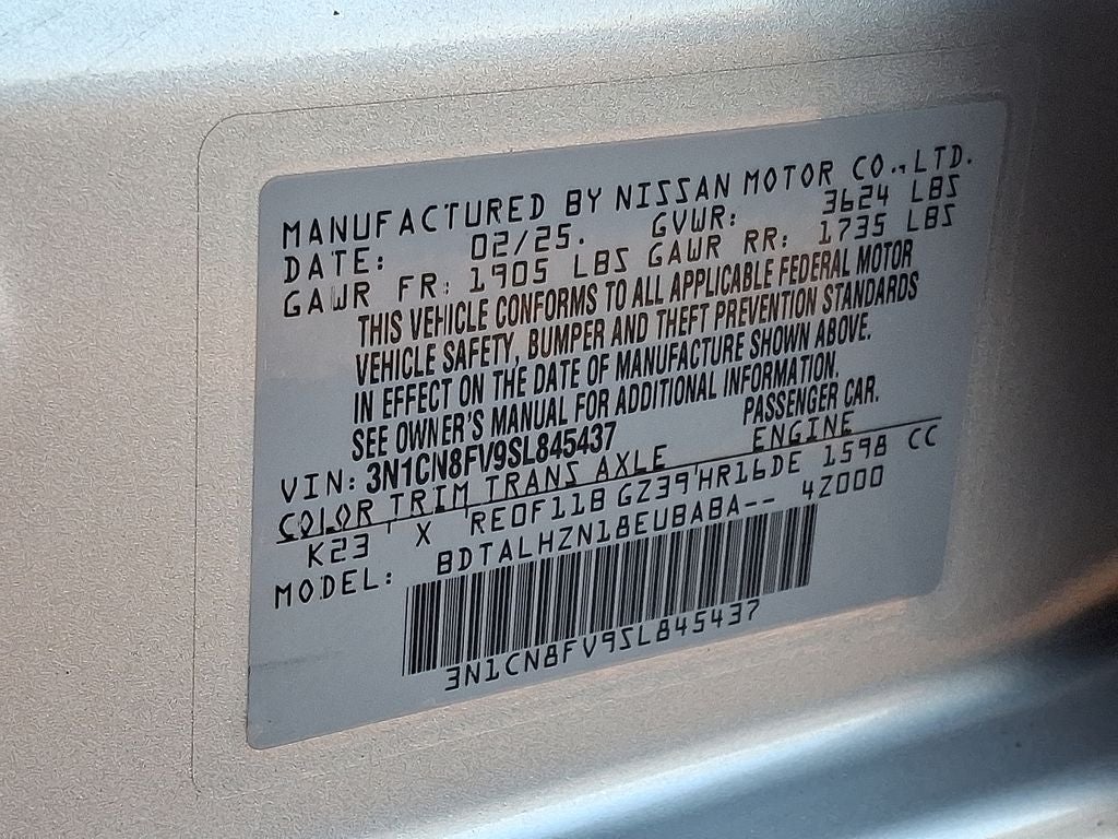 2025 Nissan Versa SR