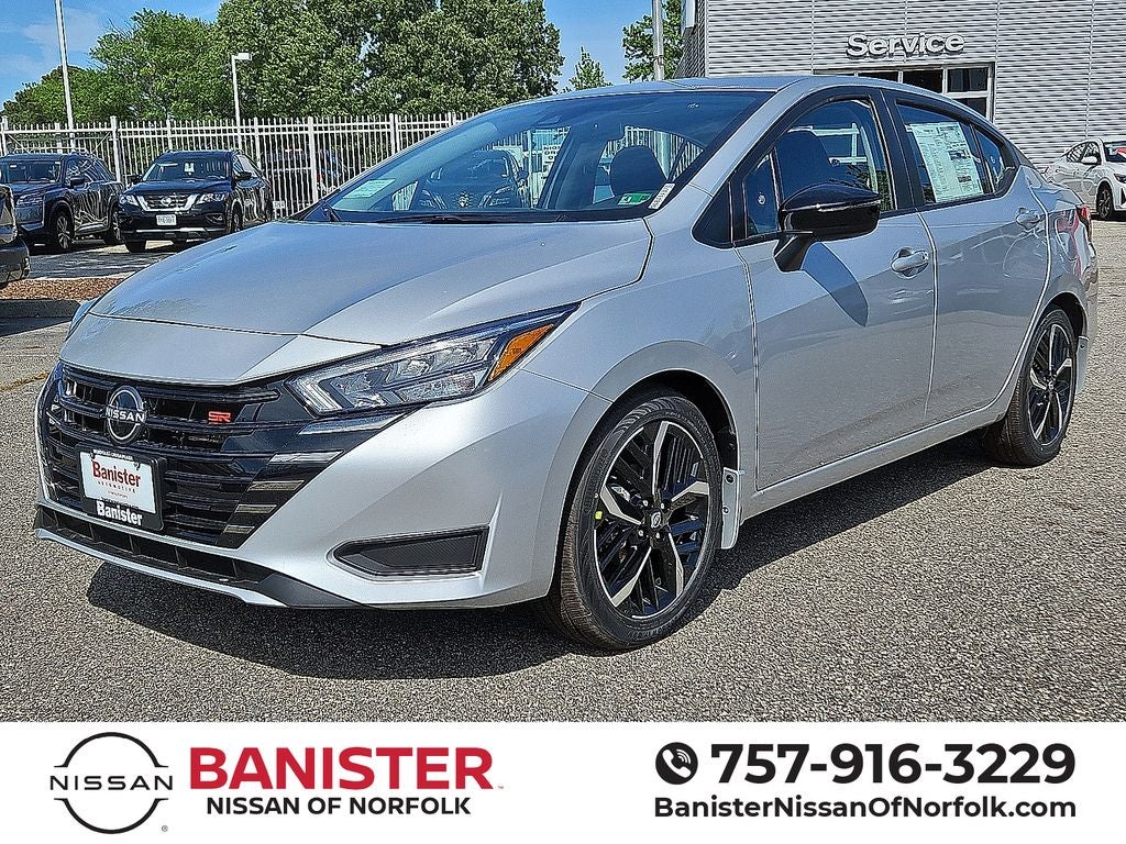 2025 Nissan Versa SR