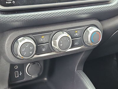 2023 Nissan Kicks S