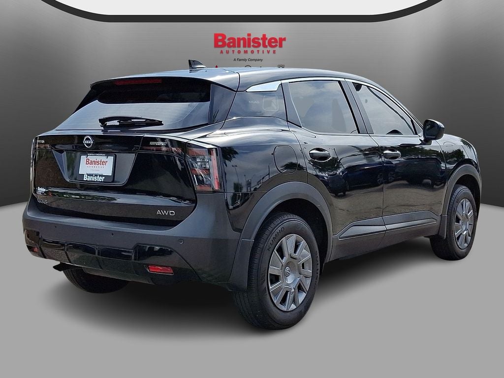 2025 Nissan Kicks S