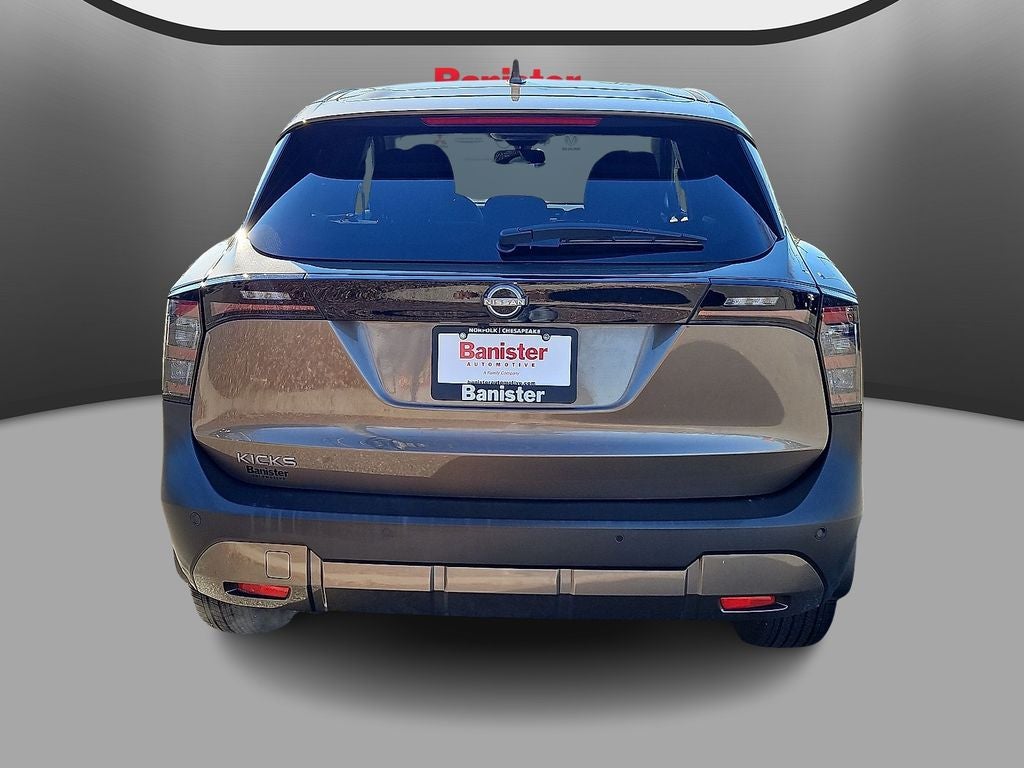 2025 Nissan Kicks SV