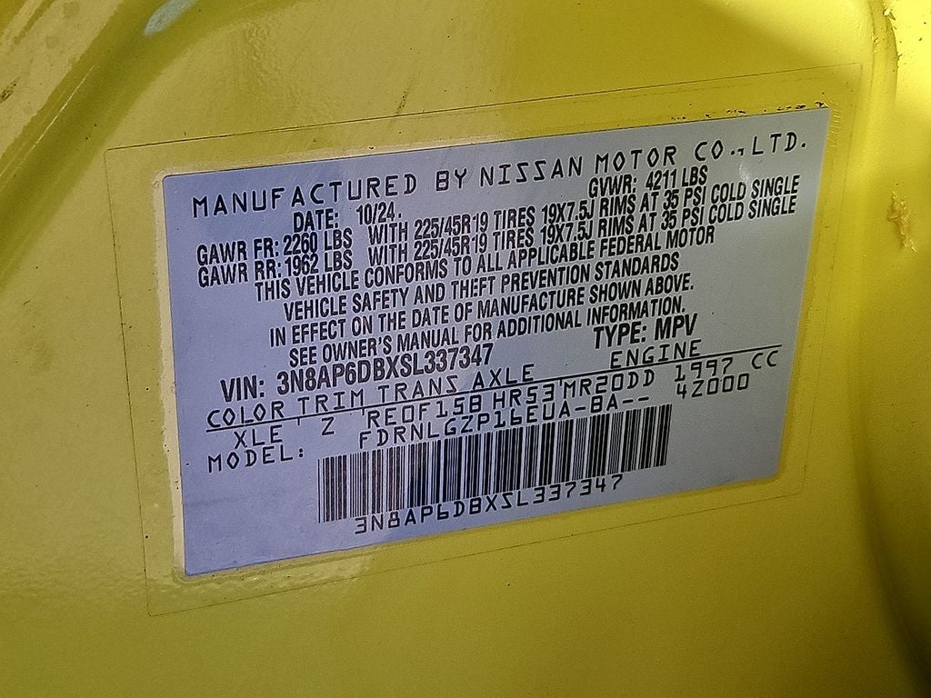 2025 Nissan Kicks SR