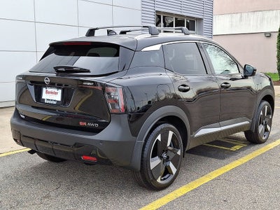 2025 Nissan Kicks SR