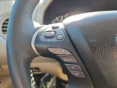 2018 Nissan Pathfinder SL