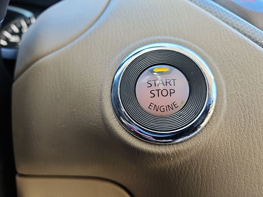 2018 Nissan Pathfinder SL