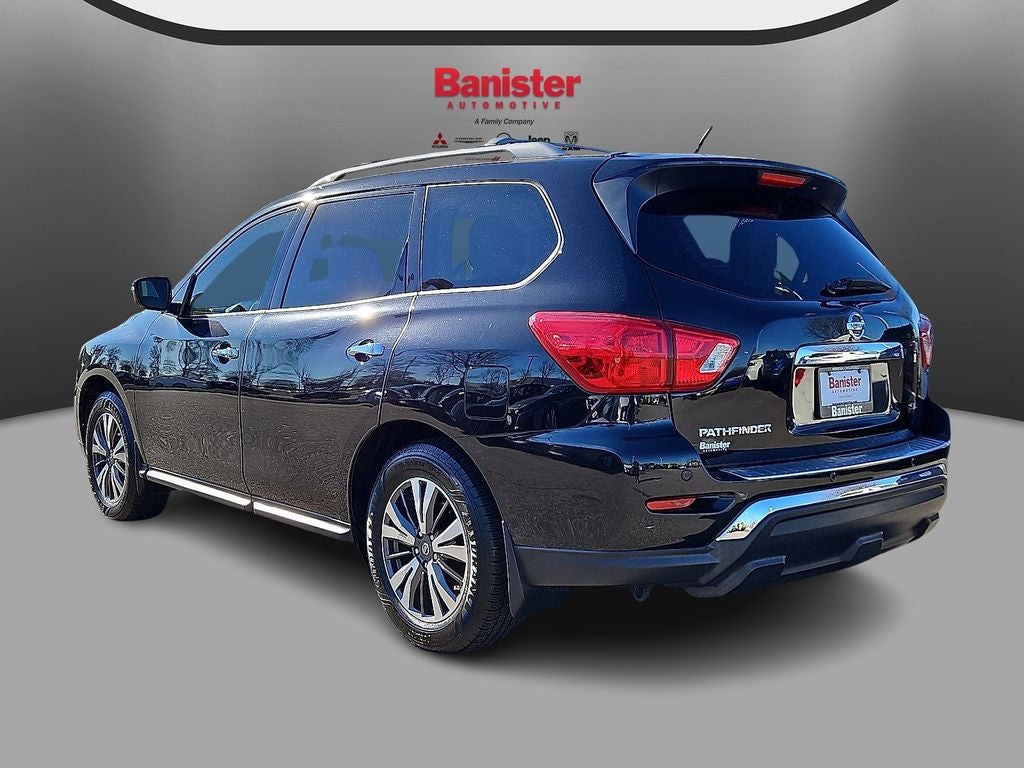 2018 Nissan Pathfinder SL