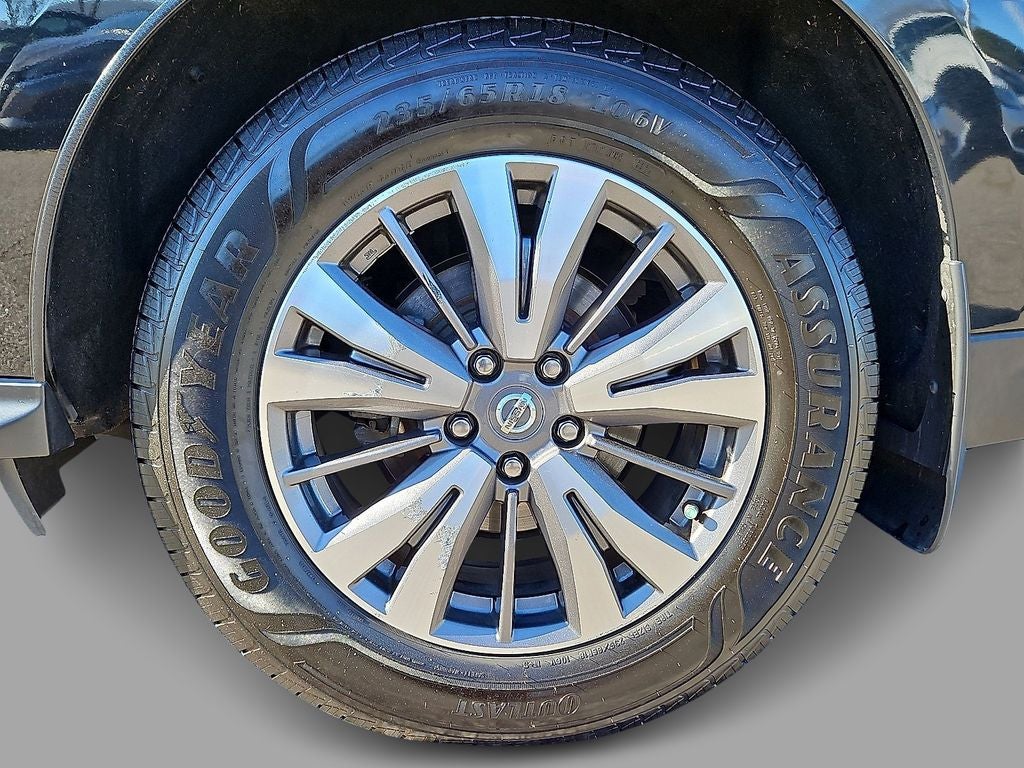 2018 Nissan Pathfinder SL