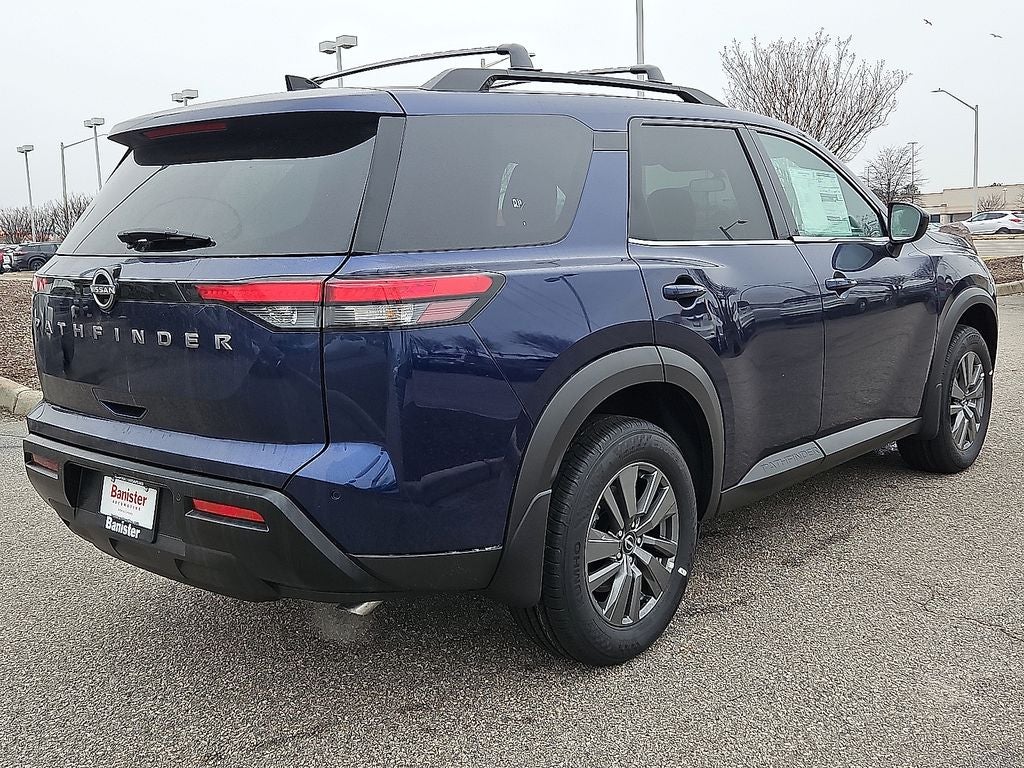 2026 Nissan Pathfinder SV