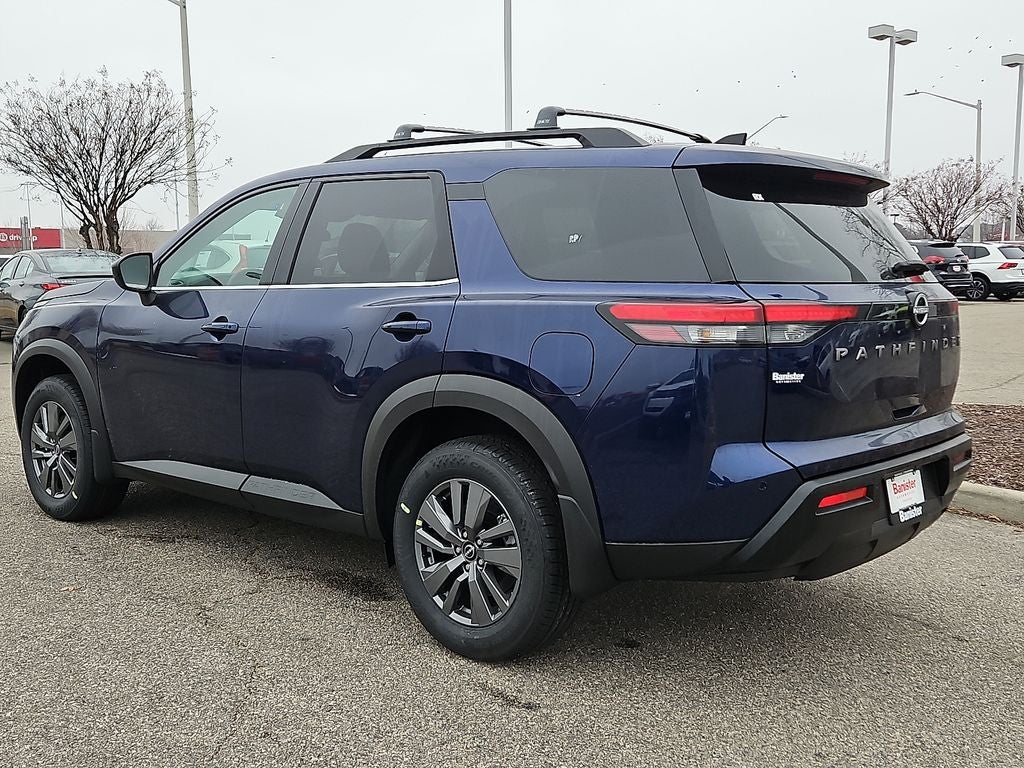 2026 Nissan Pathfinder SV