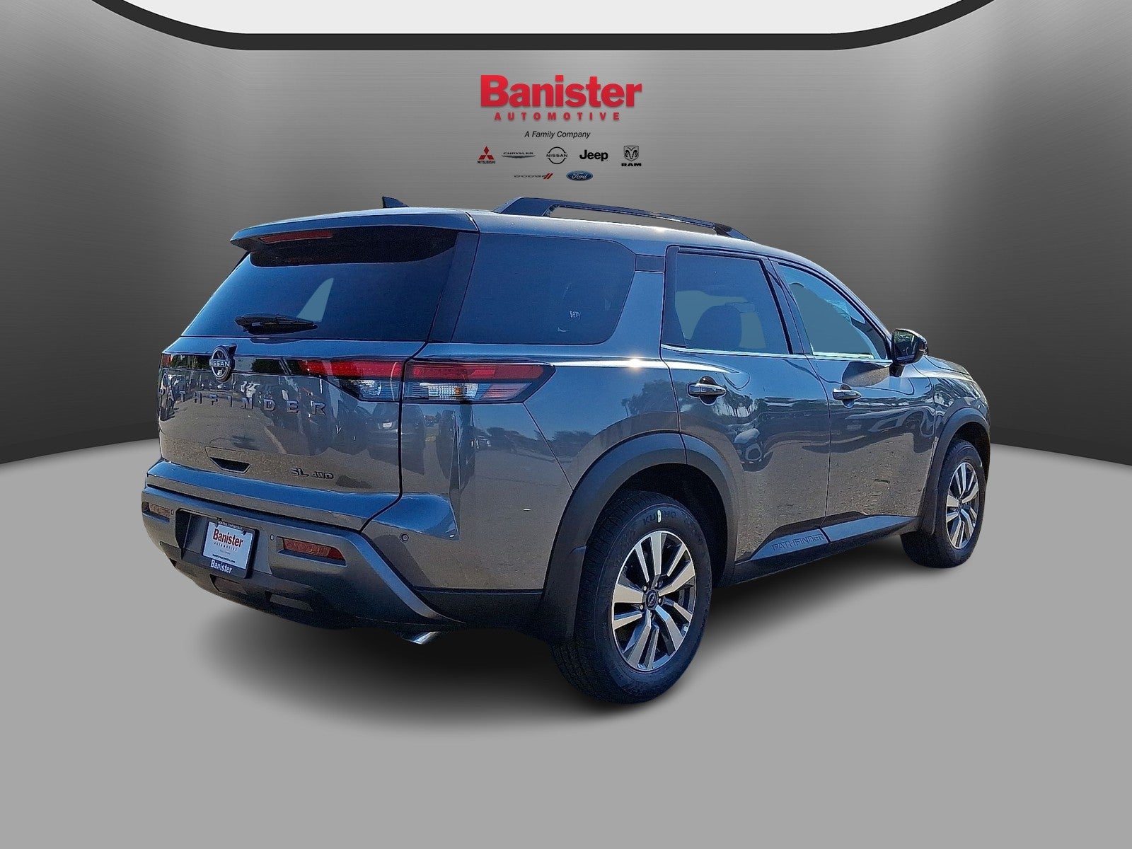 2026 Nissan Pathfinder SL